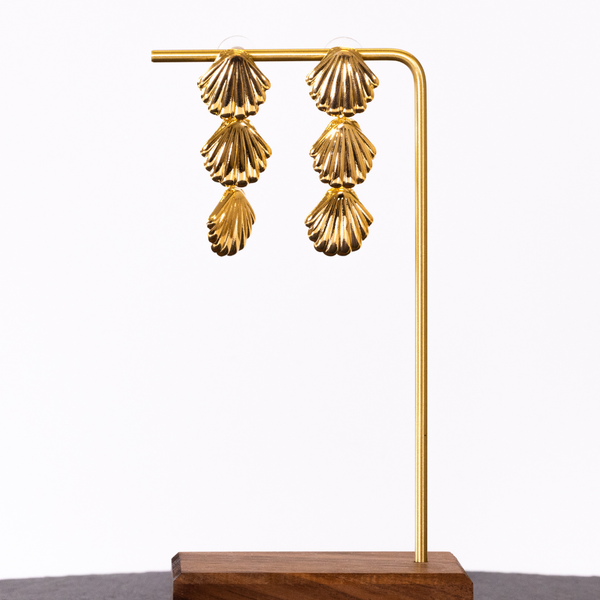 Tide   gold toned scallop shell earrings