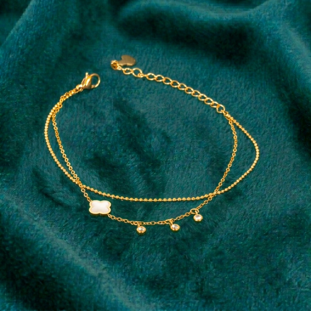 Luna clover charm bracelet