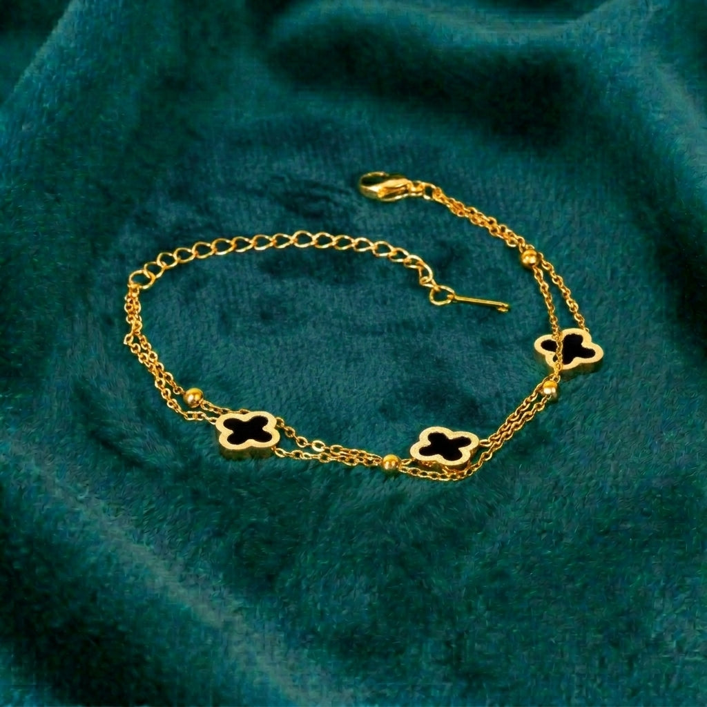 Noir clover chain bracelet