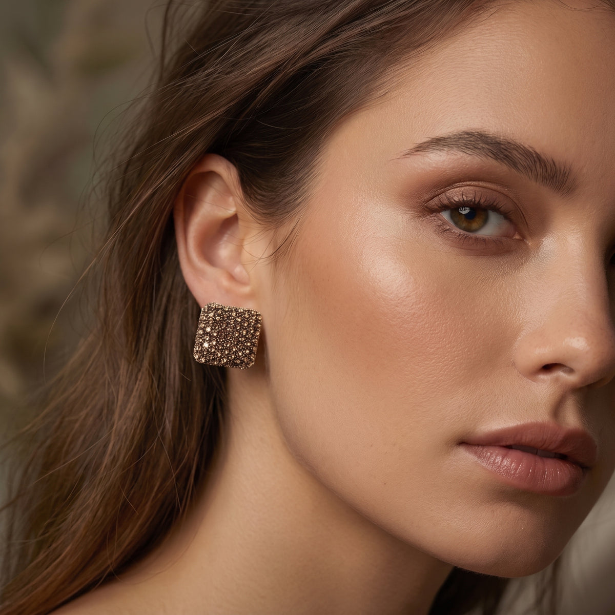 Glimmer grid studs