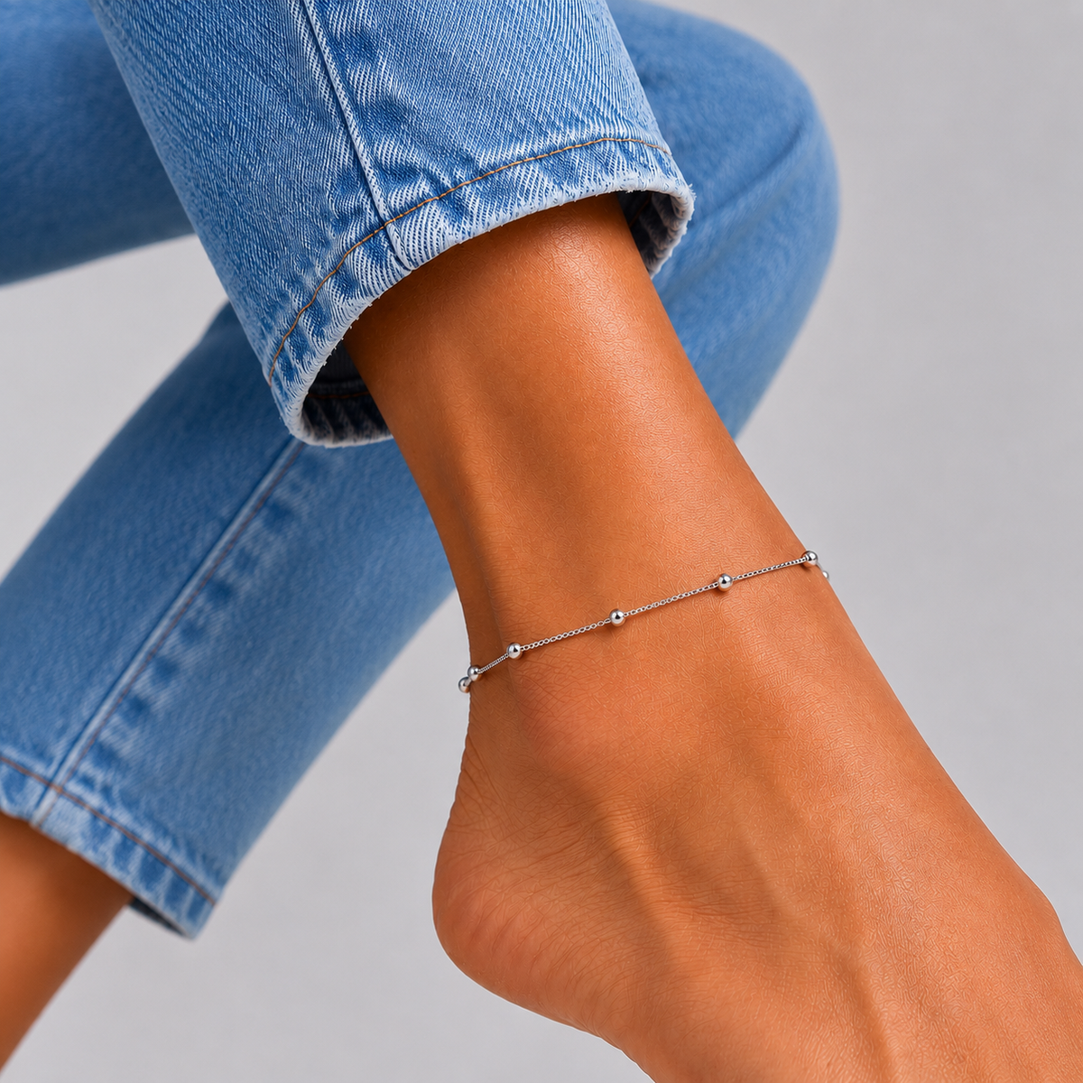 Beadline grace anklet