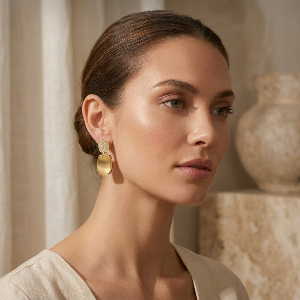 Gilded edge   rectangular sleek drop